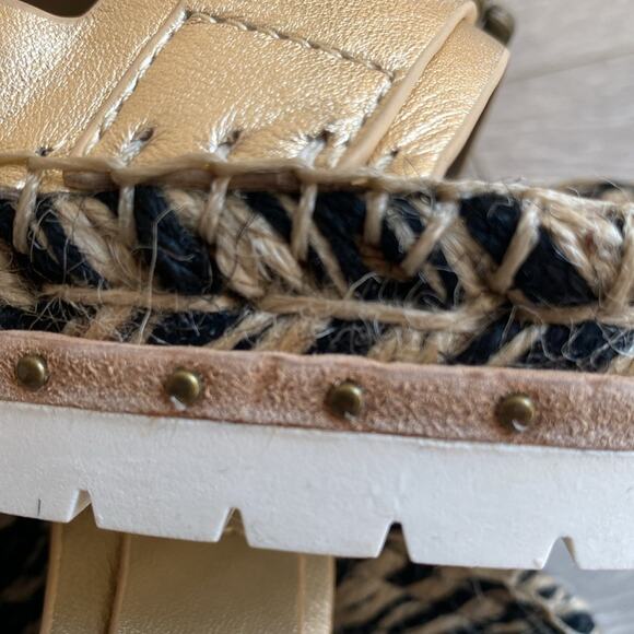 BCBGMAXAZRIA Women's Ma-quince Flip Flop 9.5 NEW - Picture 14 of 16